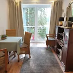 Familienfreundliche Gruene Oase Im Essener Sueden Apartmán *