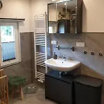 Familienfreundliche Gruene Oase Im Essener Sueden *