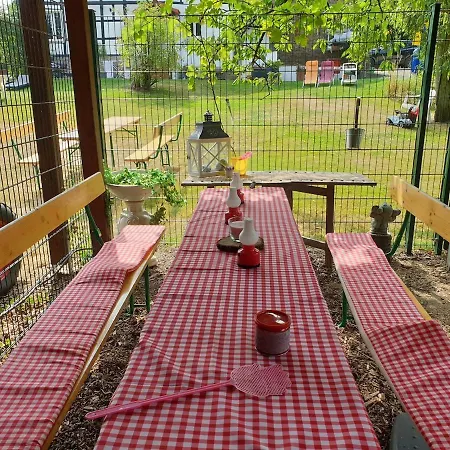 Familienfreundliche Gruene Oase Im Essener Sueden Apartment *