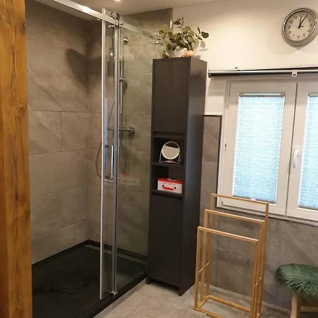 Familienfreundliche Gruene Oase Im Essener Sueden 埃森