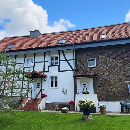 Familienfreundliche Gruene Oase Im Essener Sueden